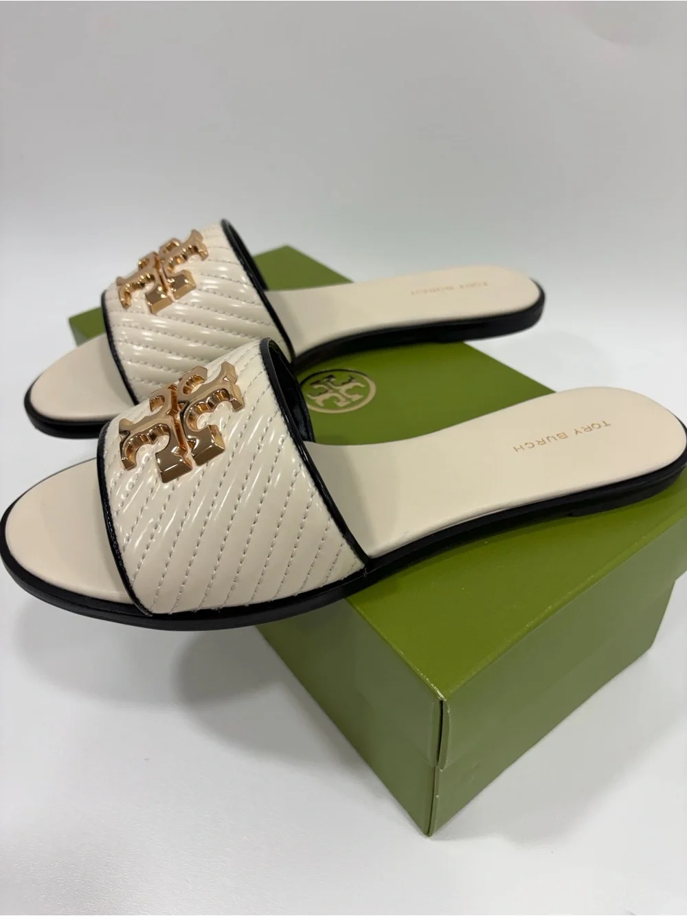 New in Box Tory Burch Everly Leather Slide, Light Cream, LIMITED EDITION 9